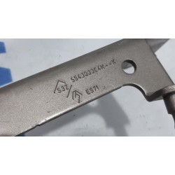 Renault - Scenic - Bonnet Hinge