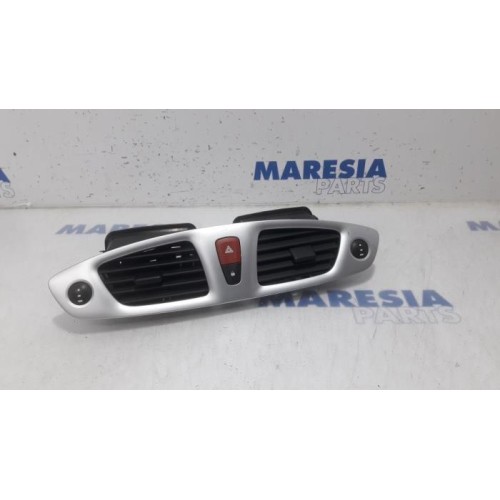 Renault - Scenic - Luftgitter Armaturenbrett