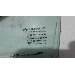 Renault - Scenic - Quarter light, front left