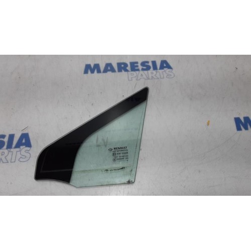 Renault - Scenic - Quarter light, front left