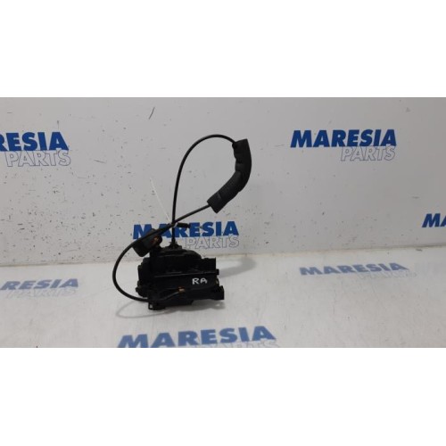Renault - Scenic - Rear door mechanism 4-door, right