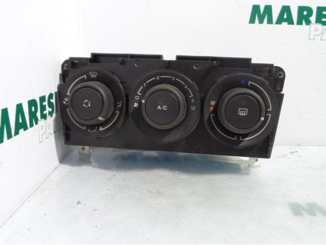 Peugeot - 308 - Heater control panel