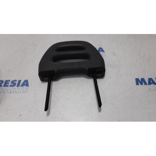 Citroen - Jumper - Headrest