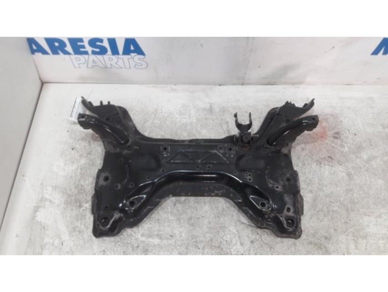 Peugeot - 5008 - Subframe