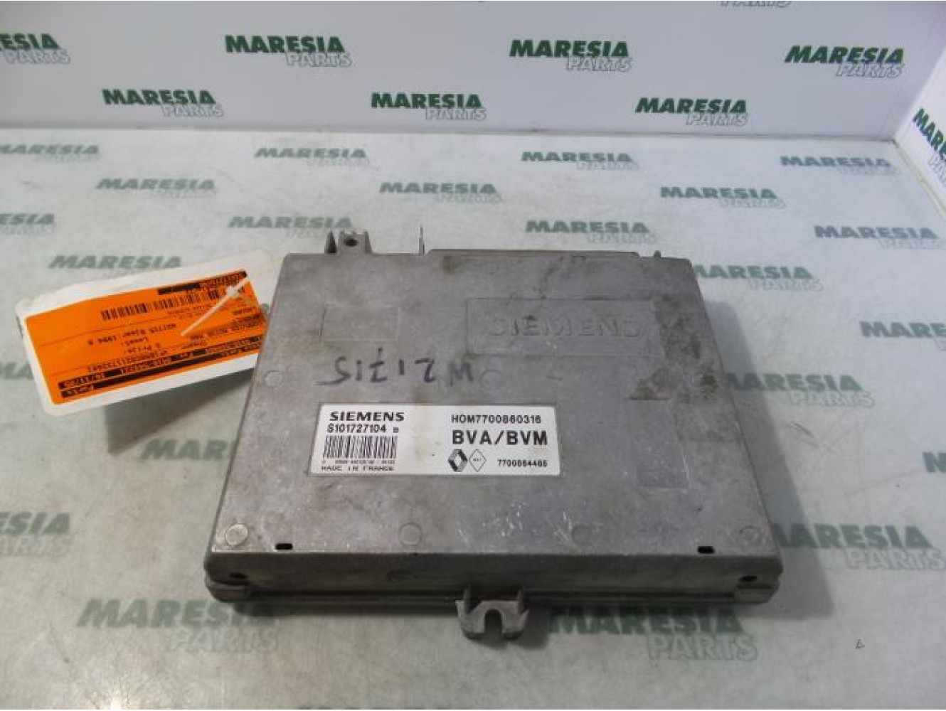 Renault - Laguna - Engine management computer