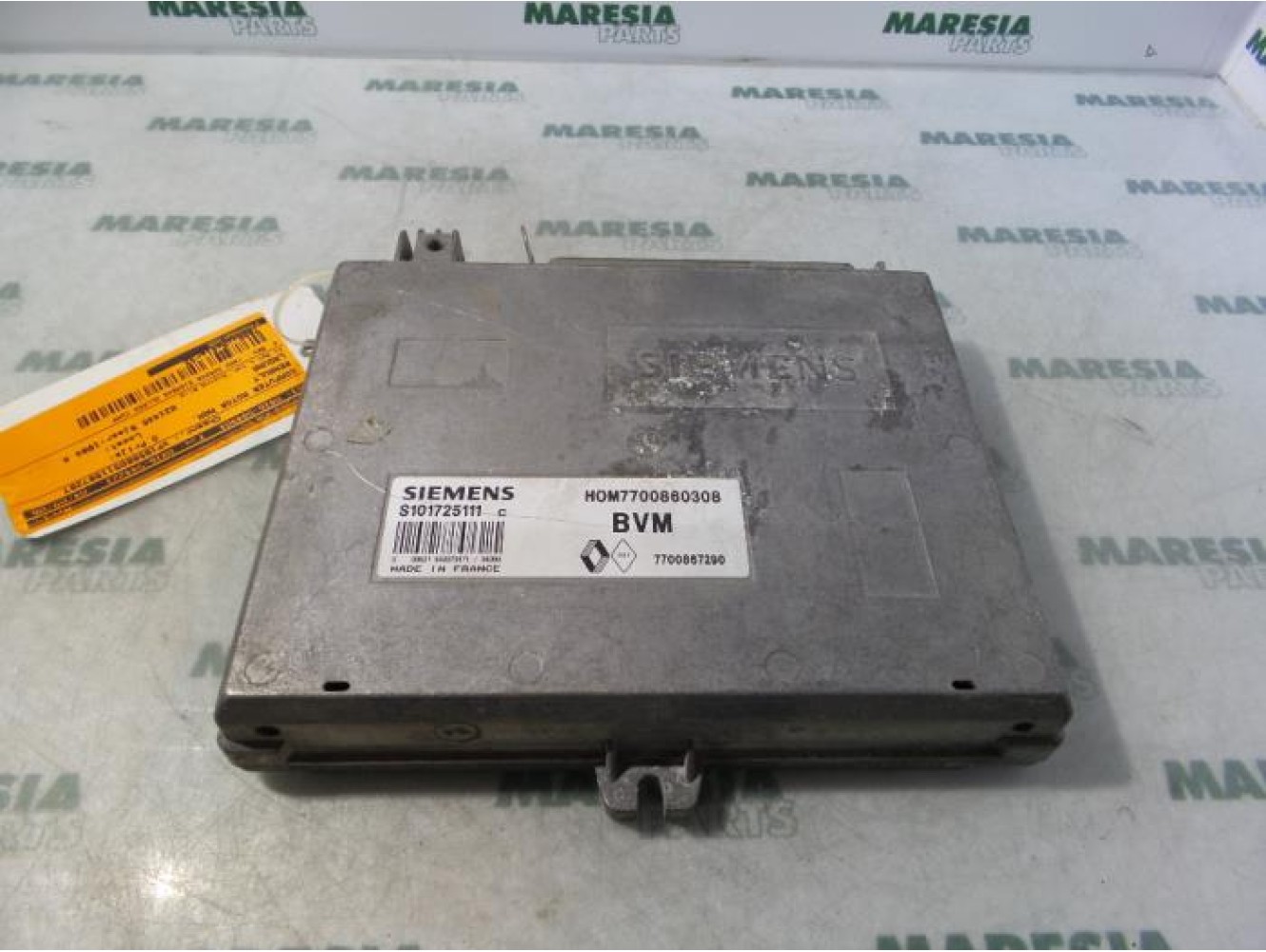 Renault - Laguna - Engine management computer