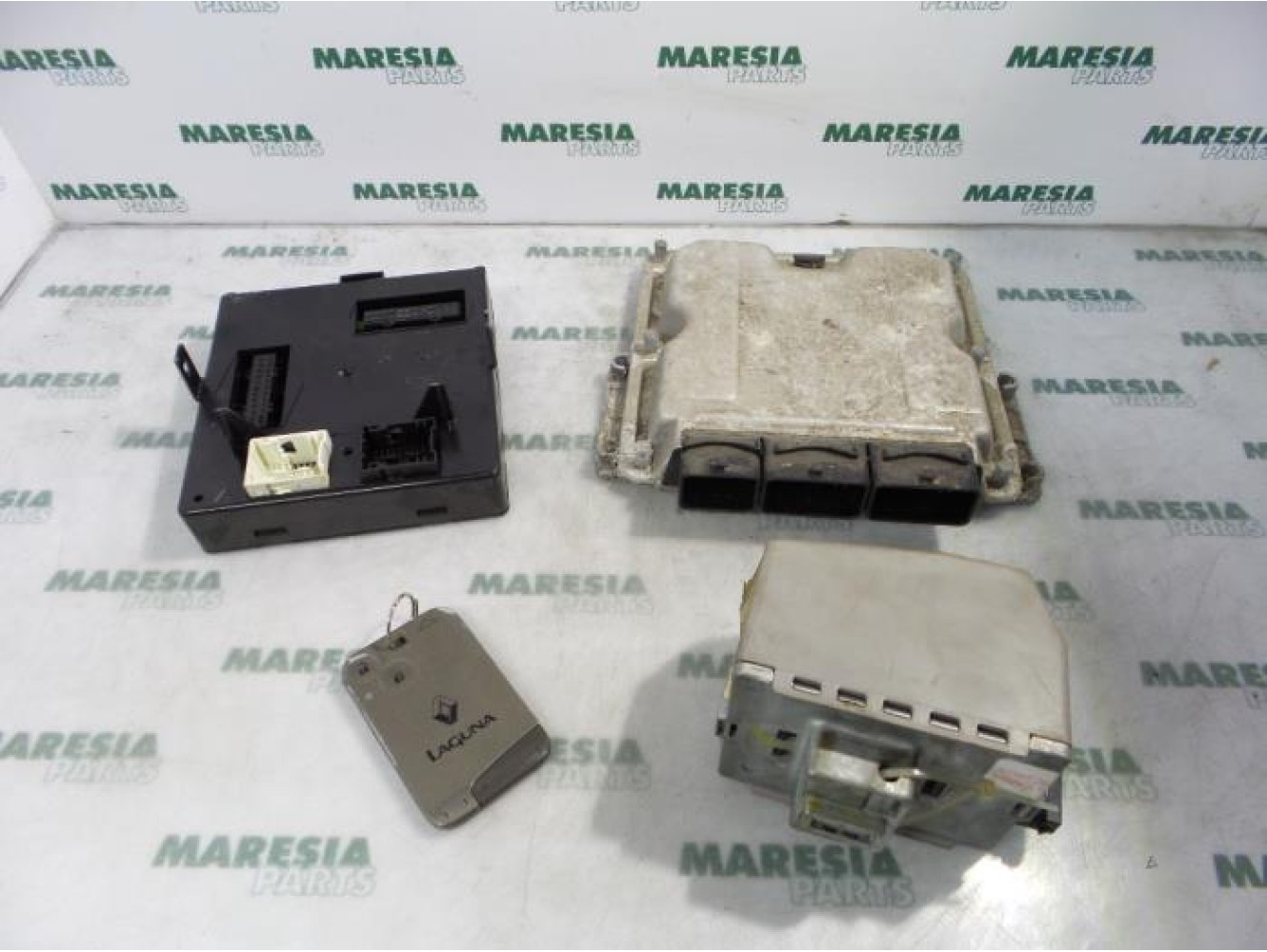 Renault - Laguna - Engine management computer