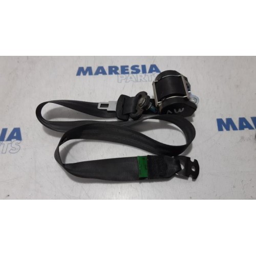 Citroen - Jumper - Front seatbelt, centre