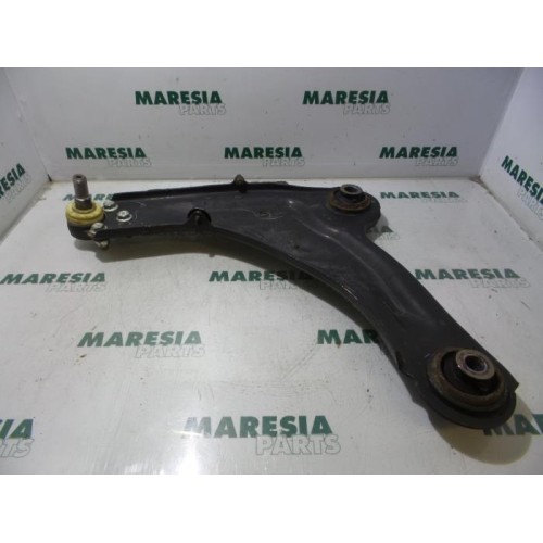 Renault - Laguna - Front lower wishbone, left