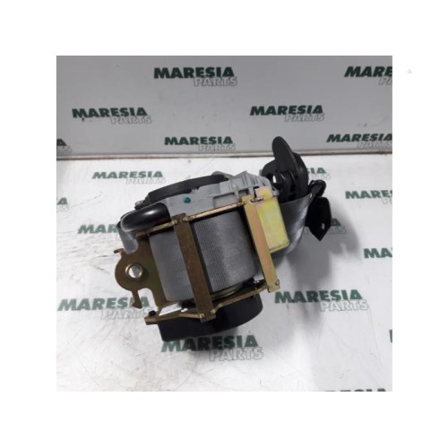 Citroen - C5 - Front seatbelt, right