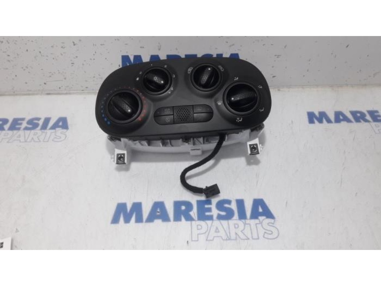 Fiat - 500 - Heater control panel