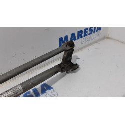 Peugeot - 308 - Wiper mechanism