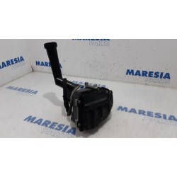 Peugeot - 308 - Power steering pump