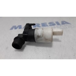 Peugeot - 308 - Scheibensprüherpumpe vorne