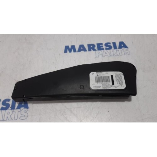 Renault - Scenic - Seat airbag (seat)