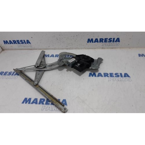 Renault - Scenic - Rear door window mechanism 4-door, left