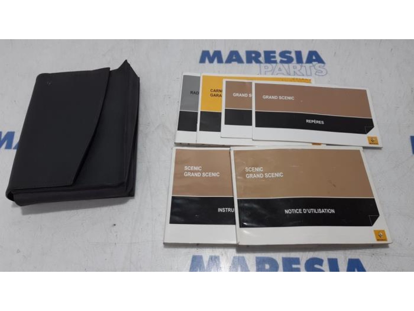 Renault - Scenic - Instruction Booklet