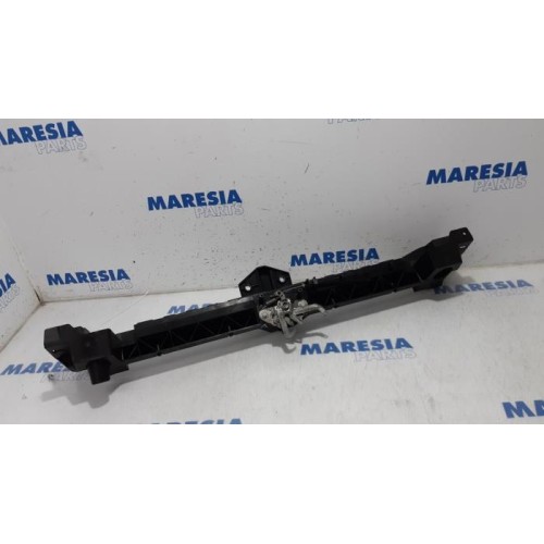 Peugeot - Partner - Lock plate