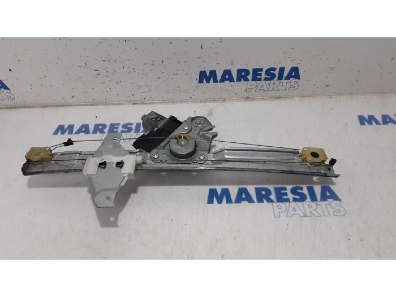 Peugeot - 308 - Window mechanism 4-door, front left