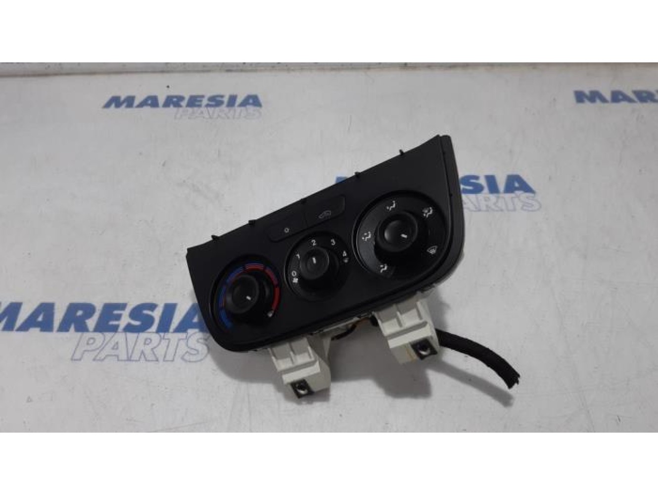 Opel - Combo - Heater control panel