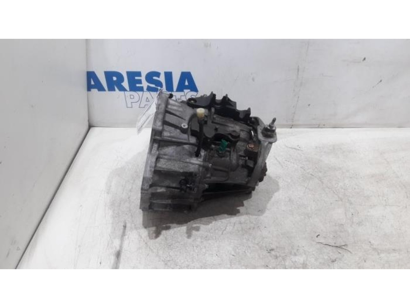 Opel - Vivaro - Gearbox