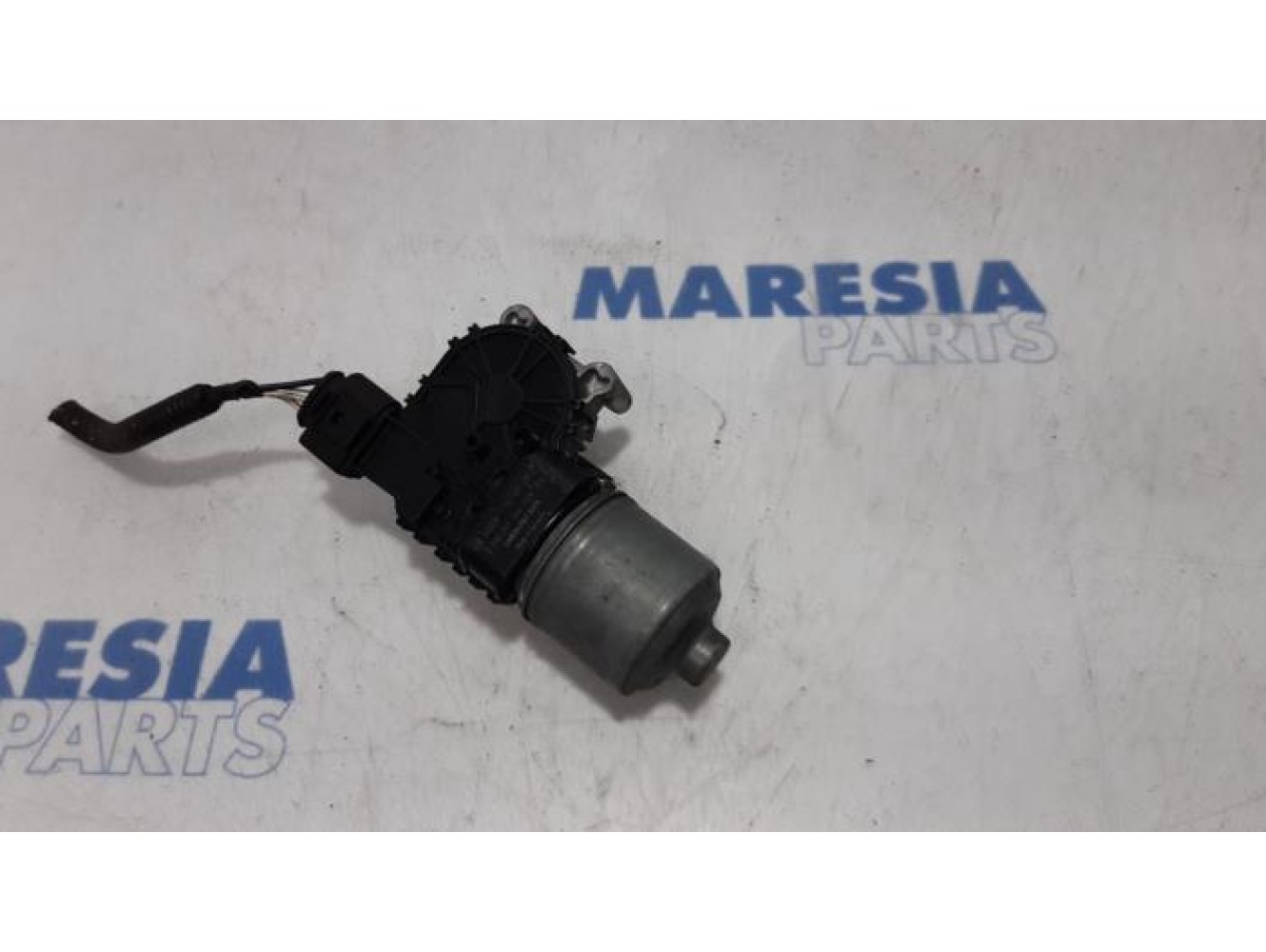 Opel - Combo - Front wiper motor