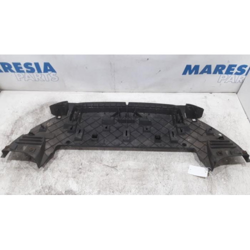 Peugeot - 5008 - Engine protection panel