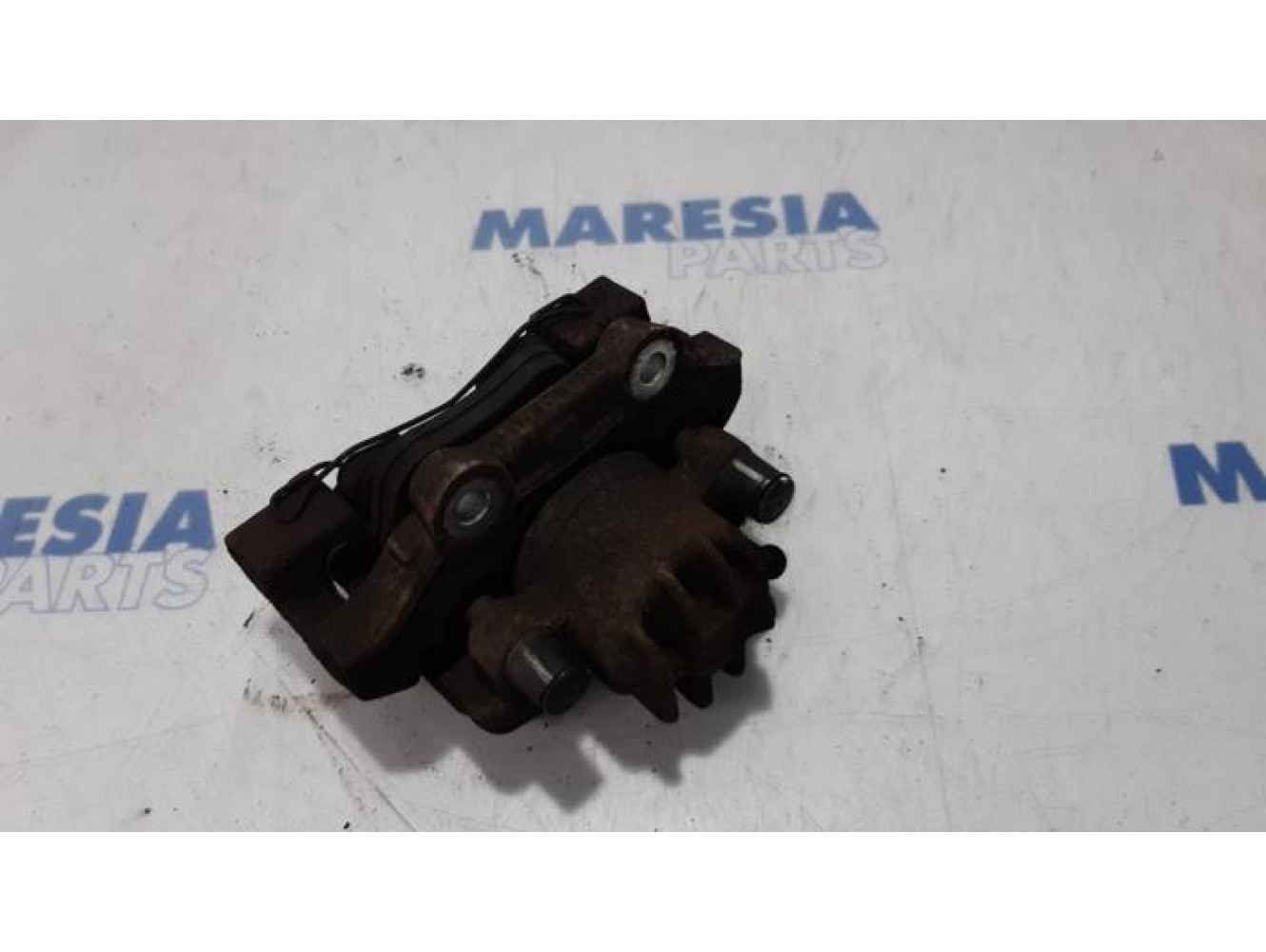 Peugeot - 5008 - Front brake calliper, left