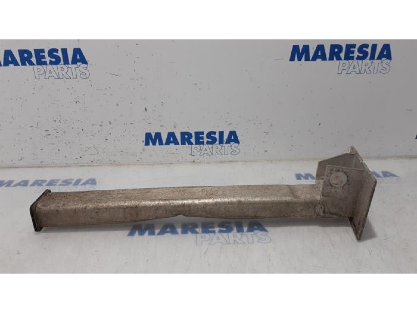 Peugeot - 5008 - Subframe