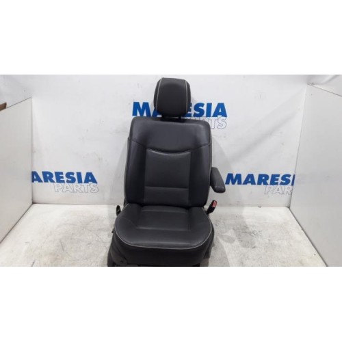 Renault - Espace - Seat, right