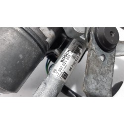 Peugeot - 5008 - Front wiper motor