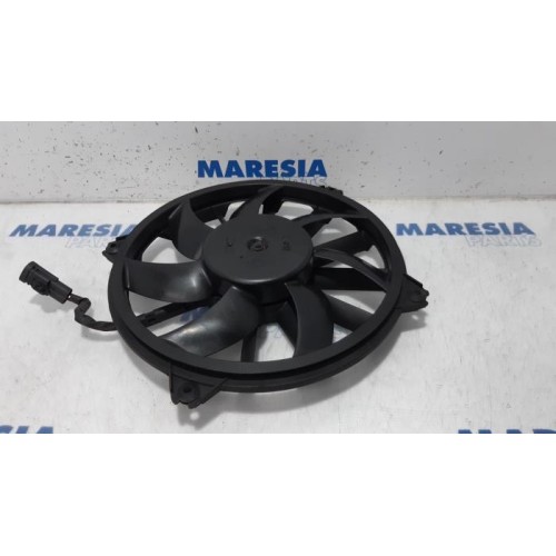 Peugeot - 5008 - Fan motor