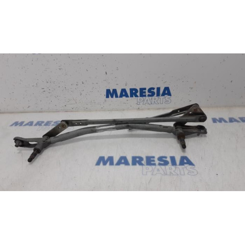 Citroen - Berlingo - Wiper mechanism