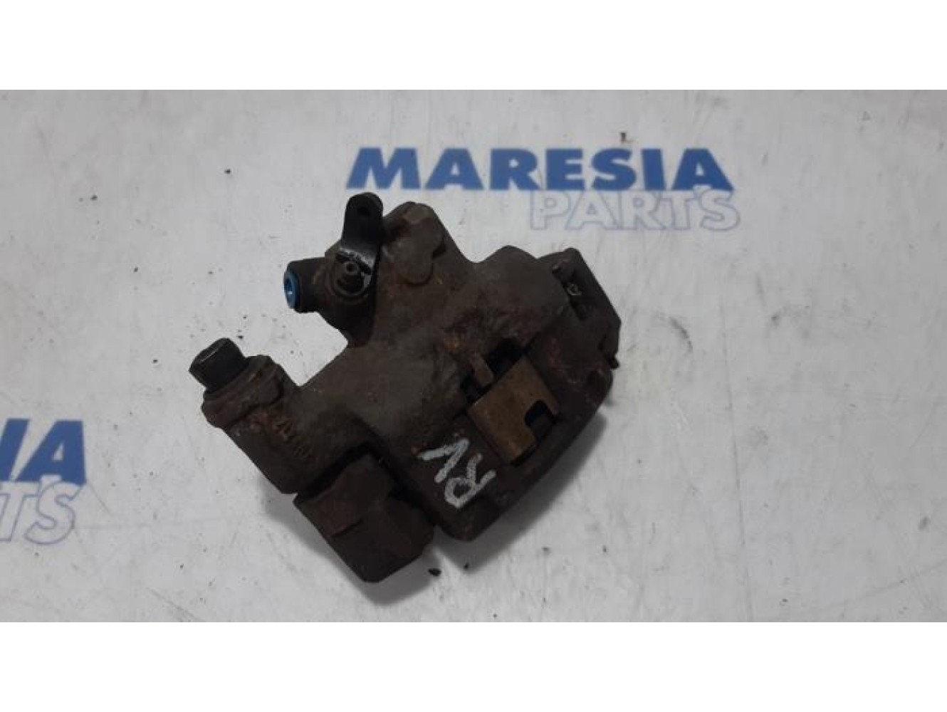 Fiat - Panda - Front brake calliper, right