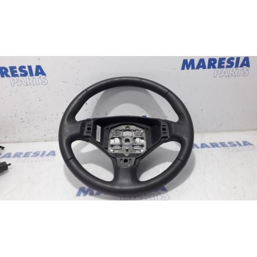 Peugeot - 5008 - Steering wheel
