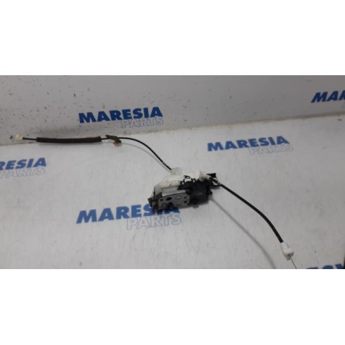 Peugeot - 5008 - Front door lock mechanism 4-door, right