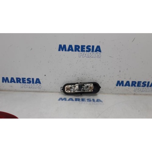 Peugeot - 5008 - PCB, left taillight