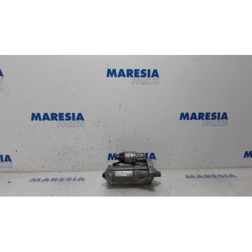 Opel - Vivaro - Startmotor