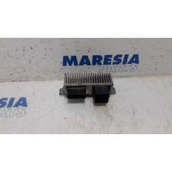 Opel - Vivaro - Glow plug relay