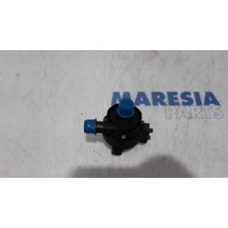 Opel - Vivaro - Additional water pump