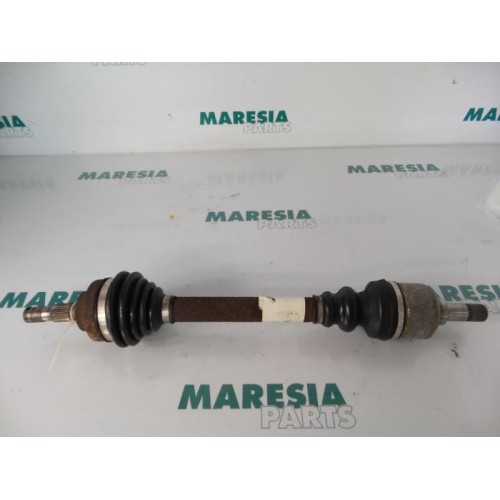 Citroen - C5 - Aandrijfas links-voor