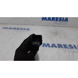 Opel - Vivaro - Relay
