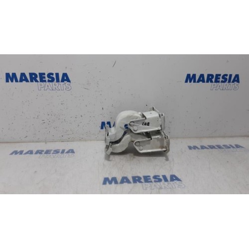Opel - Vivaro - Rear door hinge, left
