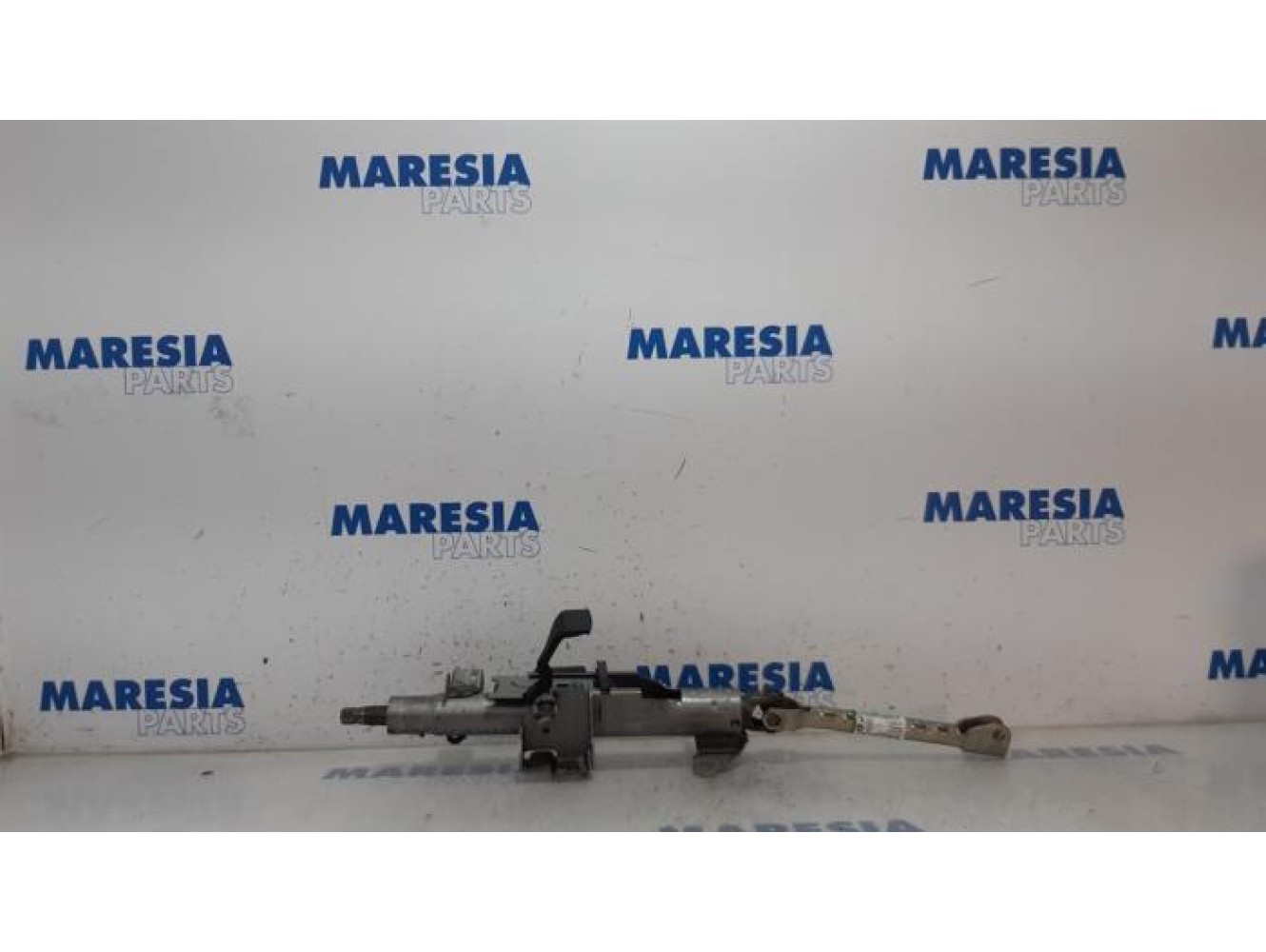 Opel - Vivaro - Steering column housing