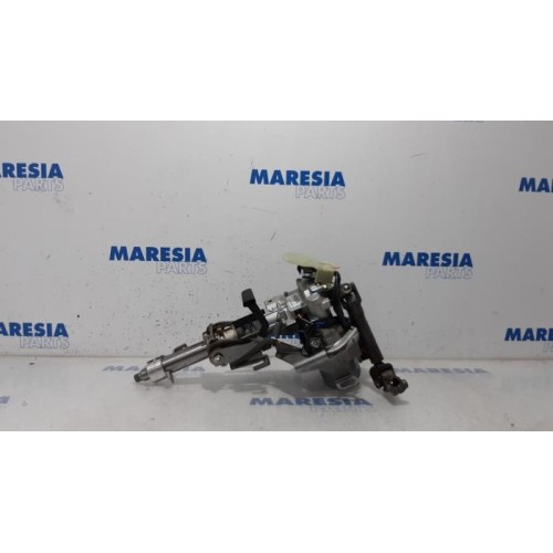Renault - Megane - Steering column housing