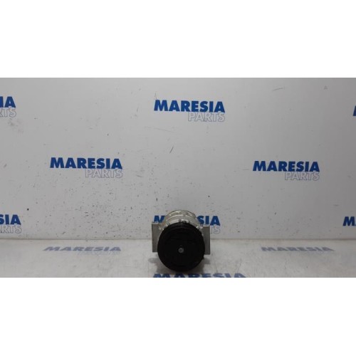 Renault - Espace - Air conditioning pump