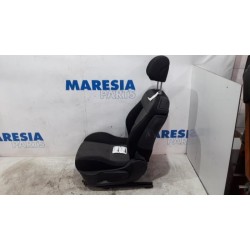 Peugeot - 207 - Stoel links