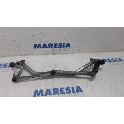 Peugeot - 207 - Wiper mechanism