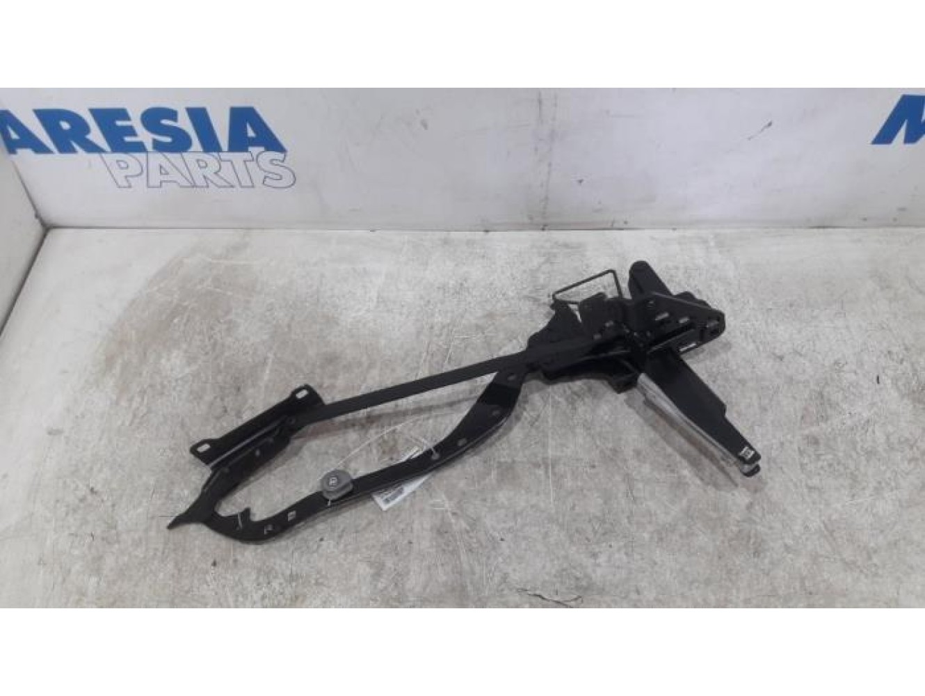 Peugeot - 207 - Convertible top hinge