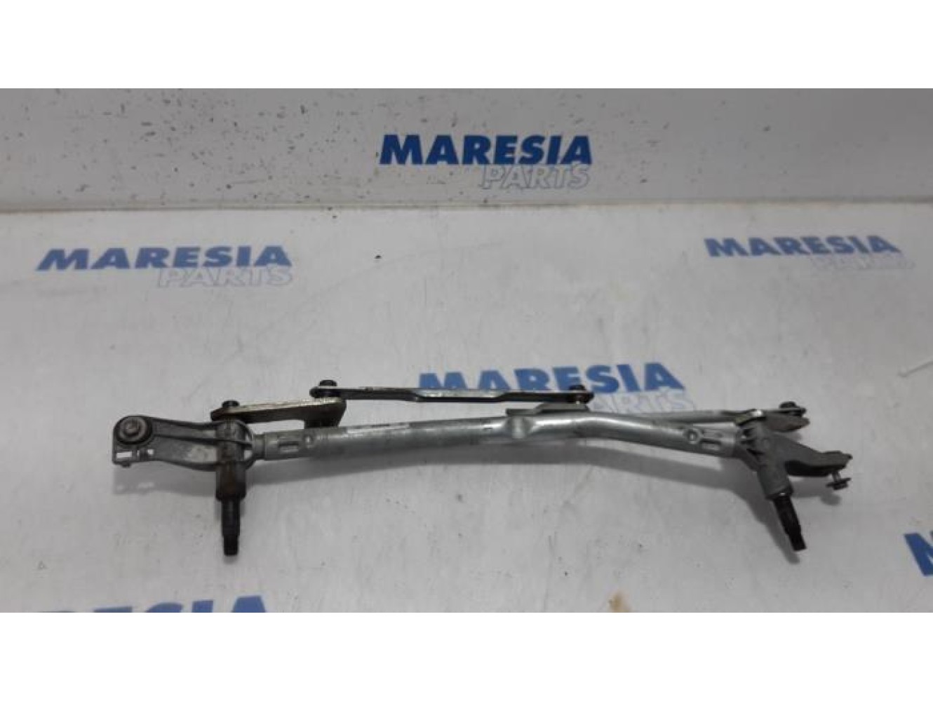 Citroen - Berlingo - Wiper mechanism